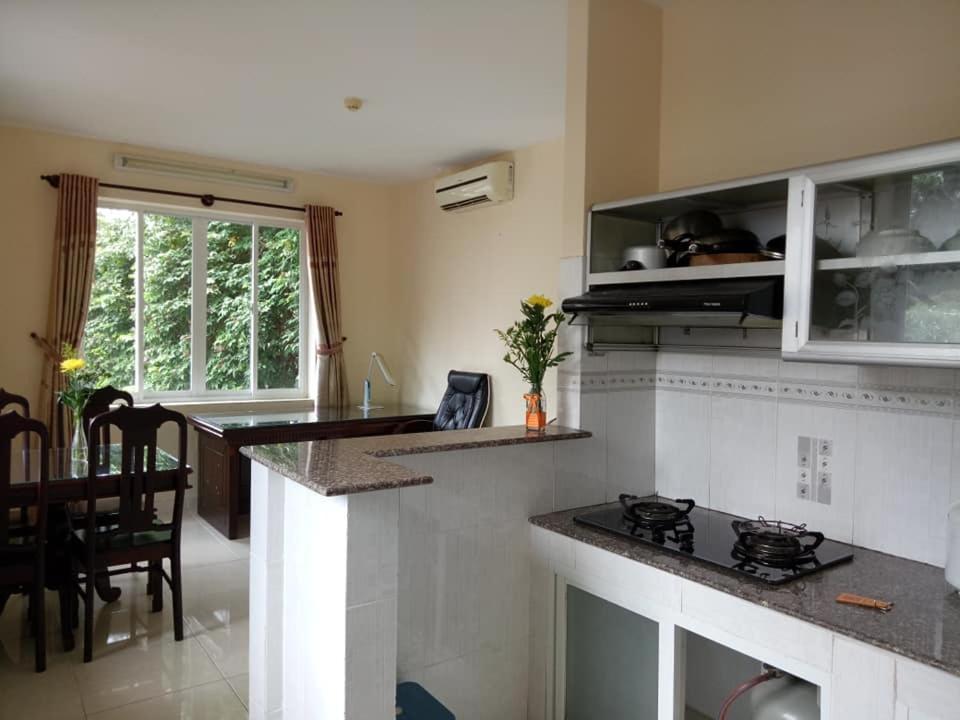 Lam Son Hotel & Apartments فونج تاو المظهر الخارجي الصورة