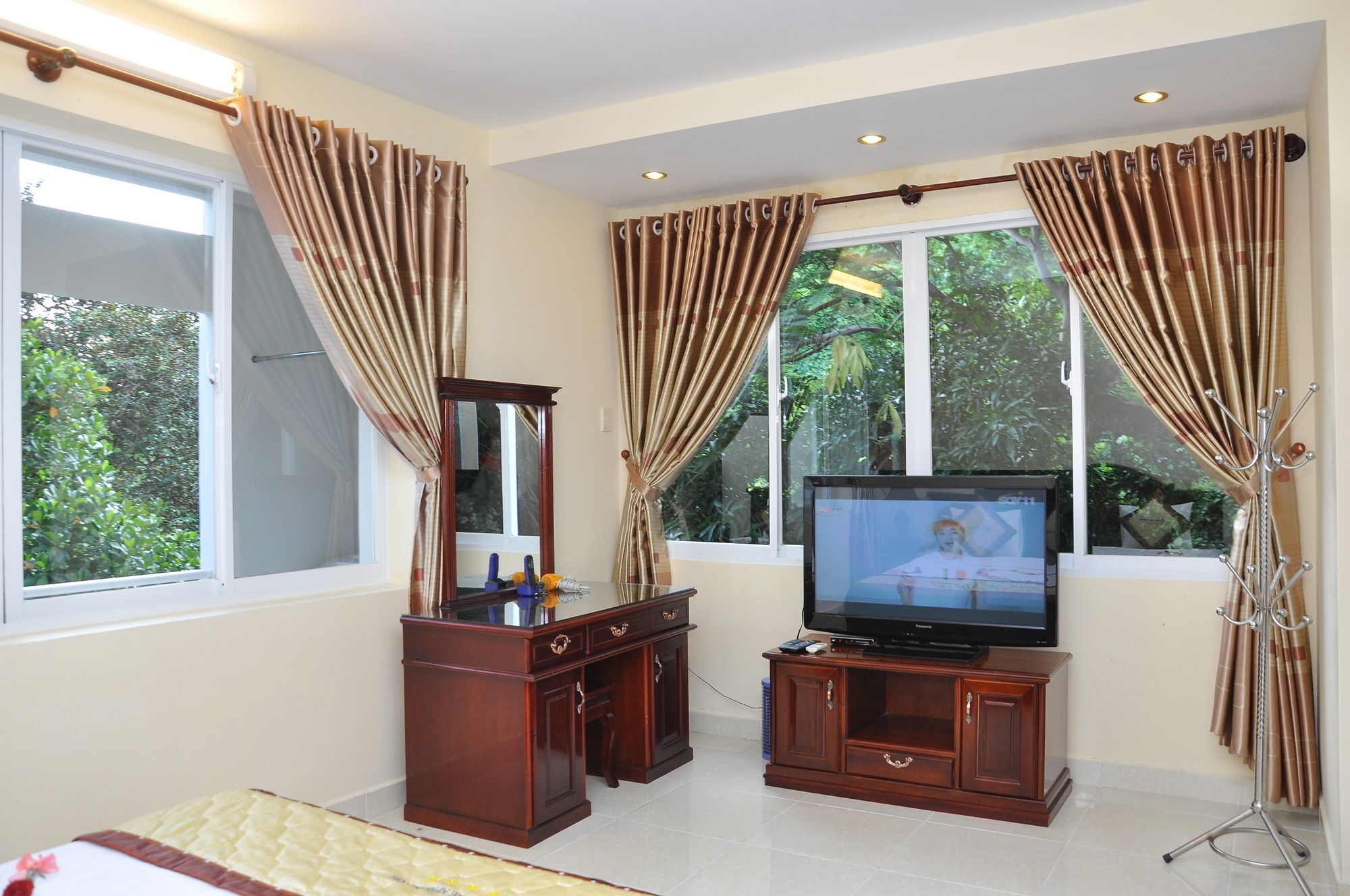 Lam Son Hotel & Apartments فونج تاو المظهر الخارجي الصورة