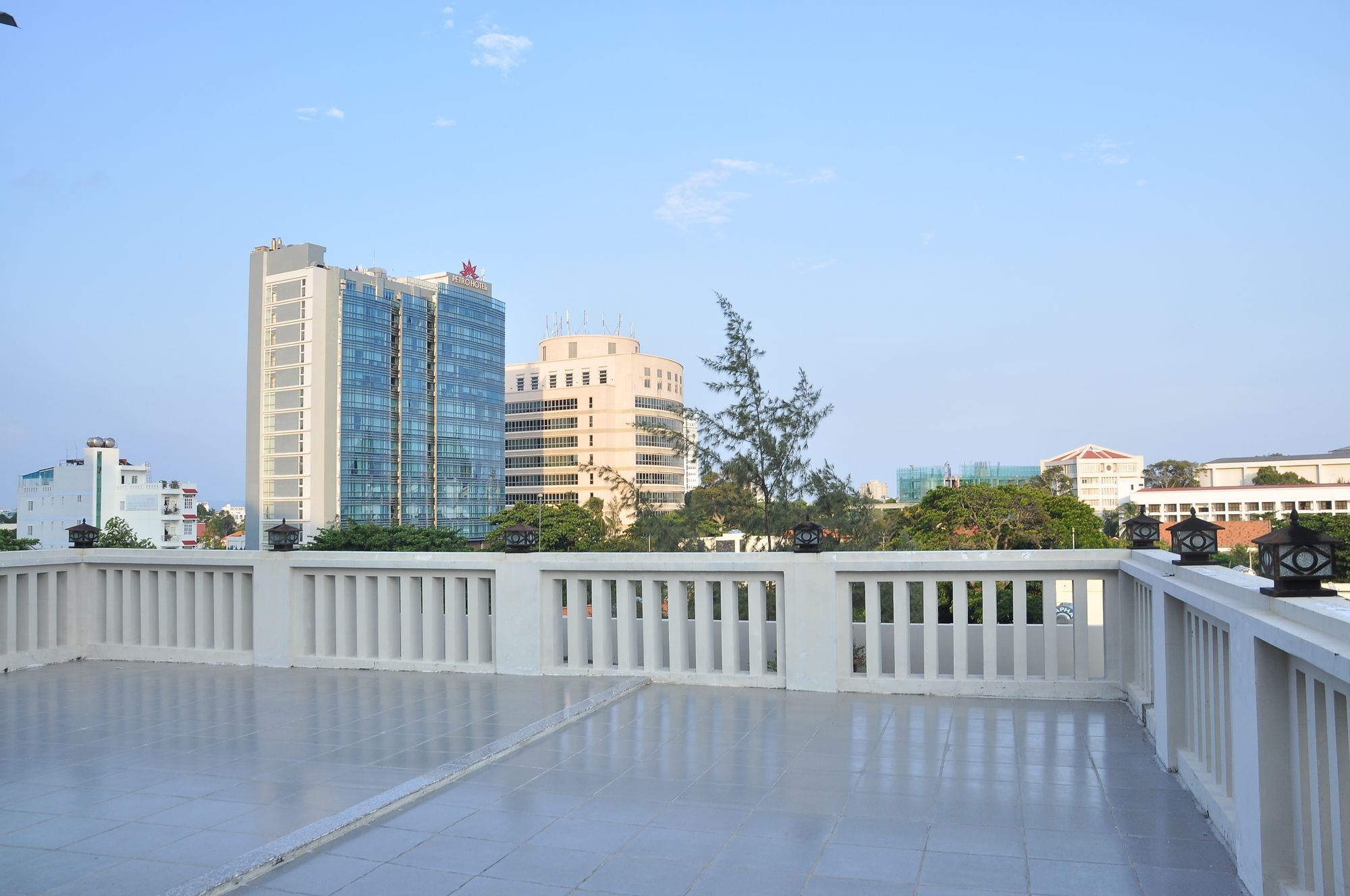 Lam Son Hotel & Apartments فونج تاو المظهر الخارجي الصورة